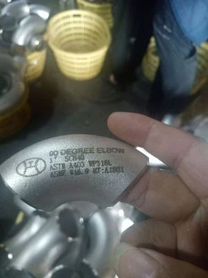 ASTM A 403  WP 316 L  45  תואר מרפק ארוך Redius