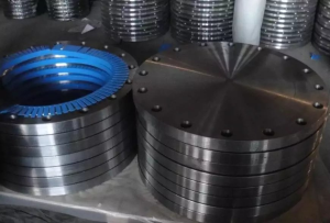 אוגן פלדה סגסוגת עיוורת ASTM B 564  UNS N 08811  DIN  2527  PN6-PN 100  DN10-DN 1000